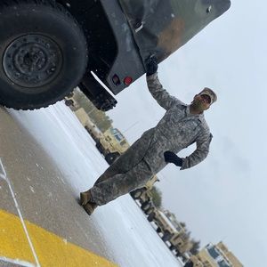 Meet your Posher, Bronson